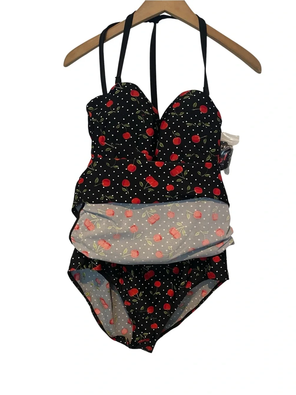 NEW TORRID SZ 2X RETRO CHERRY PRINT SWIMSUIT SWIM DRESS - Picture 3 of 4